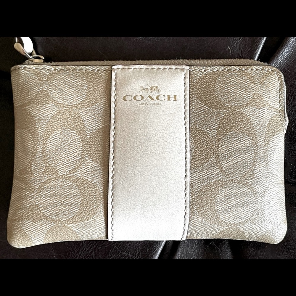 Coach Wristlet, used once